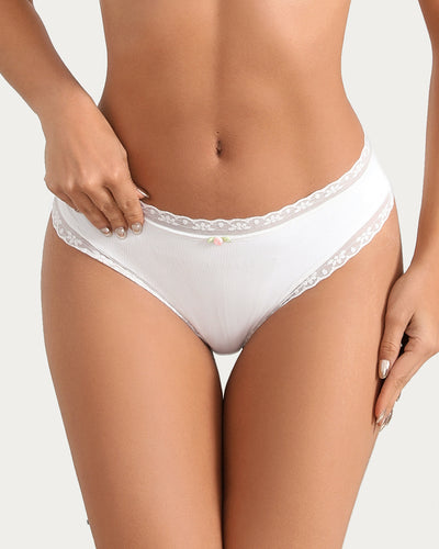 Set of hipster panties with lace trim in black and white, perfect for everyday comfort and style.